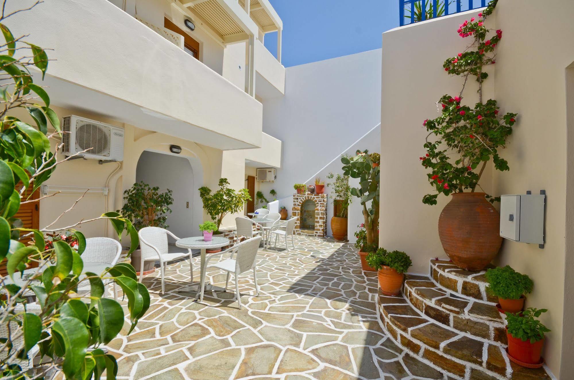 Margo Studios Naxos City Exterior foto